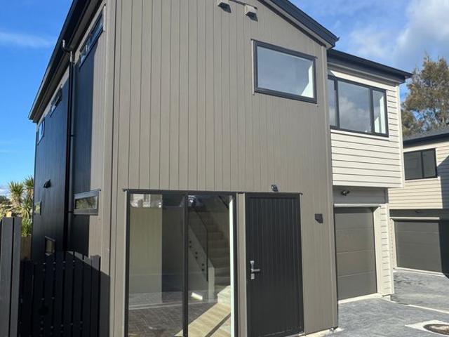 House for rent in Henderson, Henderson-Massey