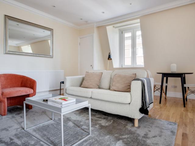 Apartment for rent in London, Isle Of Man