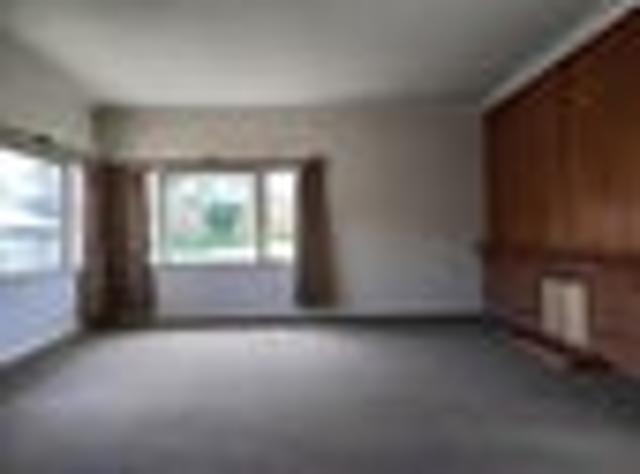 House for rent in Kelston