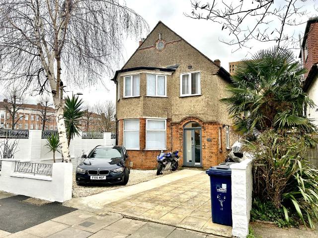 House for rent in London Borough of Ealing, Greater London