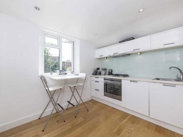 Apartment for rent in Streatham, Greater London