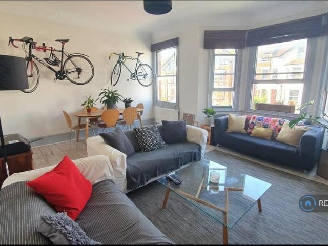 Apartment for rent in Streatham, Greater London