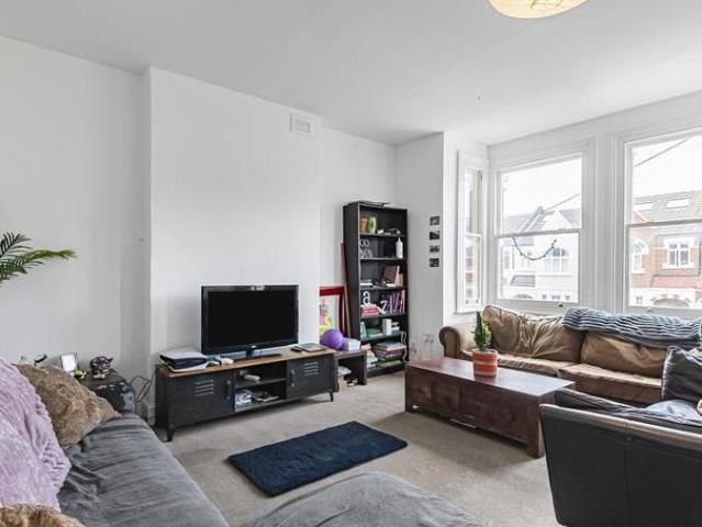 Apartment for rent in Streatham, Greater London