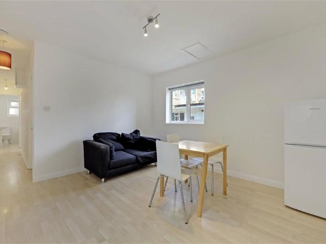 Apartment for rent in Streatham, Greater London
