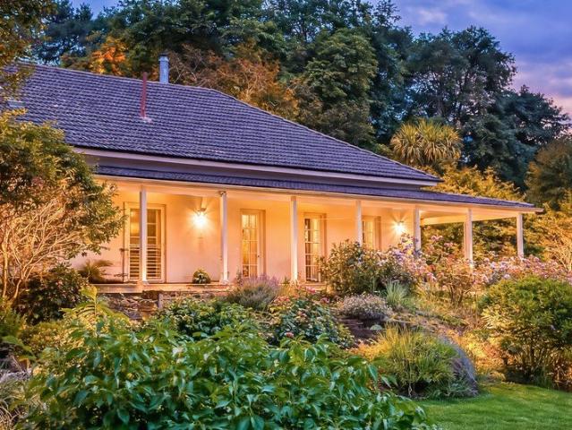 Cottage for sale in Macclesfield, South Australia