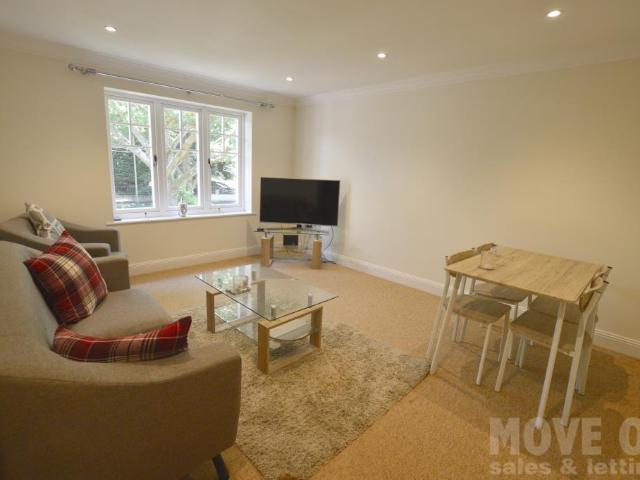 House for rent in Talbot Woods, Bournemouth