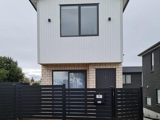 House for rent in Wairau Valley