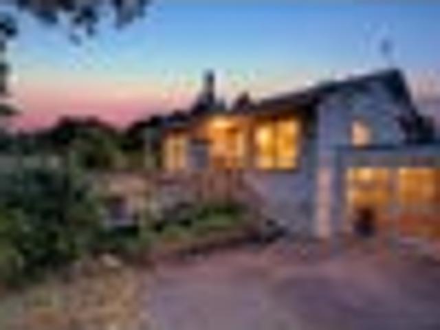 House for rent in Wairau Valley