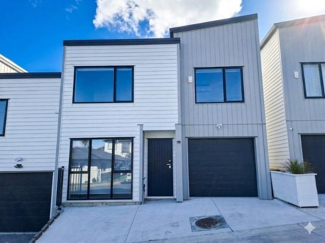 House for rent in Wairau Valley