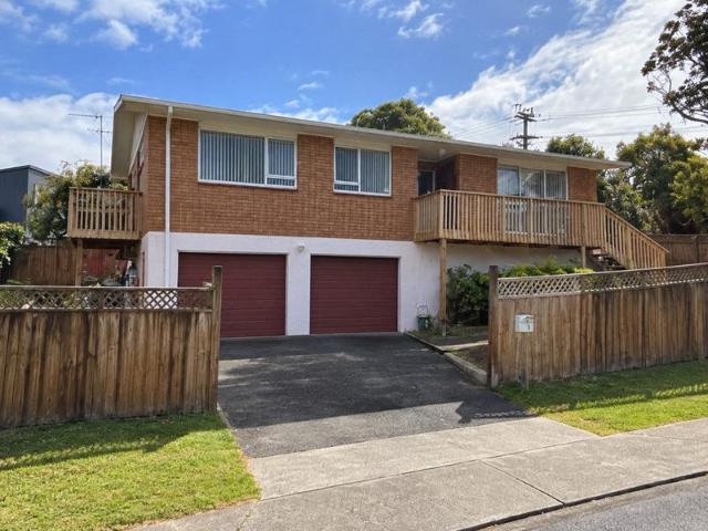 House for rent in Tōtara Vale, Kaipātiki