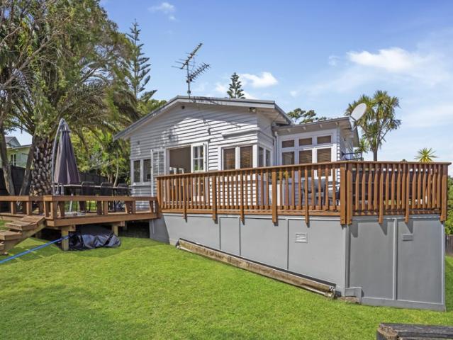 House for rent in Wairau Valley