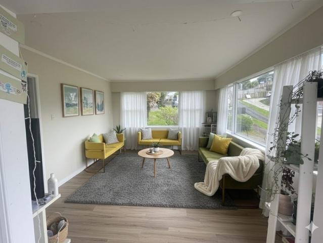 House for rent in Wairau Valley