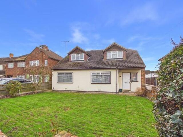 House for sale in London Borough of Hounslow, Cat Hill