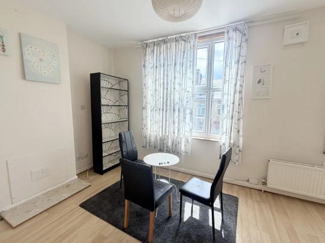 Apartment for rent in Dane Hills, Old Wharf