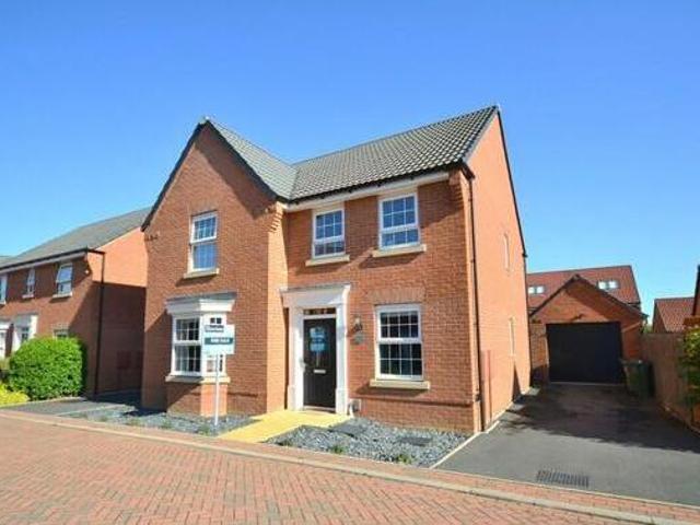 House for sale in Hampton Green, Cambridgeshire