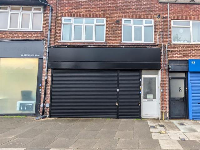 Apartment for rent in Broadfields, Greater London