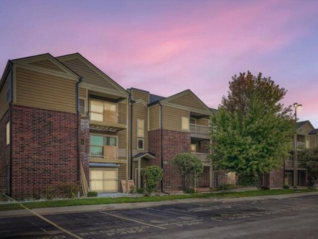 Condo for sale in Bloomingdale, Illinois