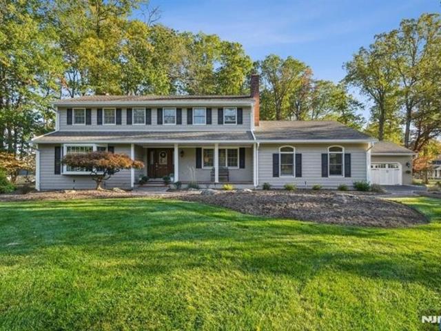 House for sale in Mahwah, New Jersey