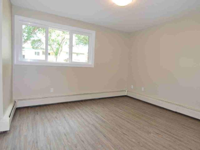 Apartment for rent in Wedgewood, Alberta