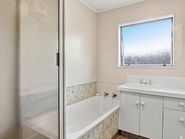 Apartment for rent in Bay Of Plenty