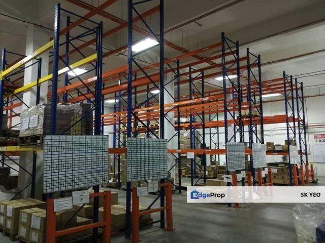 Warehouse for rent in Petaling, Alam Impian