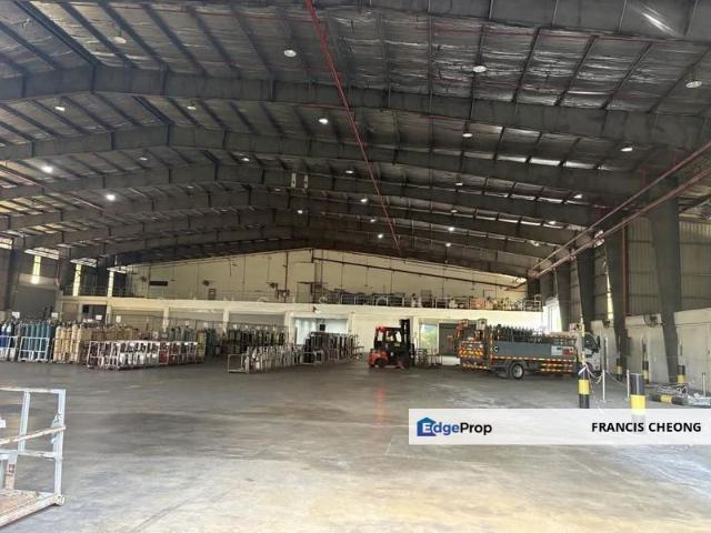 Warehouse for rent in Glenmarie, Shah Alam