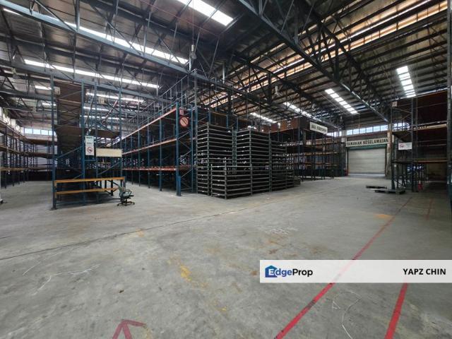 Warehouse for rent in Petaling, Alam Impian
