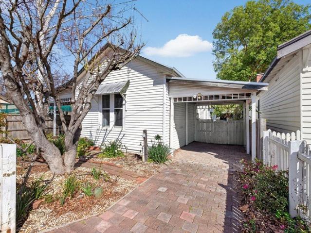 House for sale in Maffra, Victoria