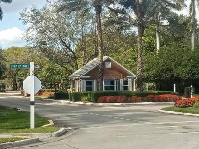House for sale in Pompano Beach, Florida