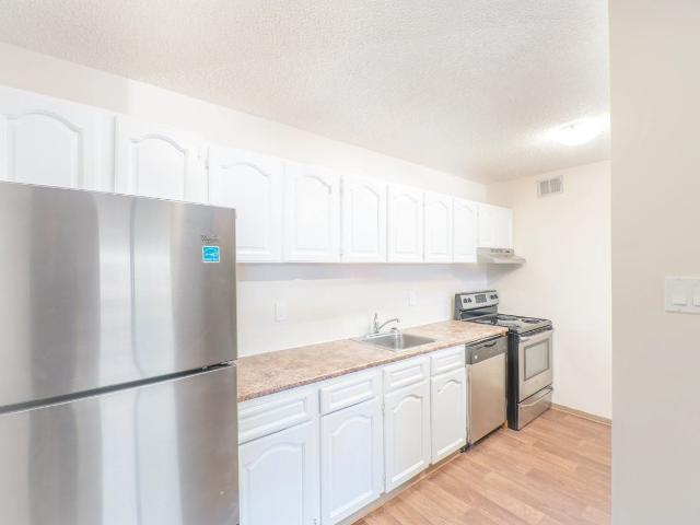 Apartment for rent in Northwest, Alberta