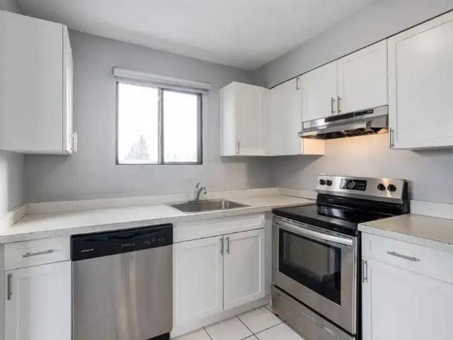 Apartment for rent in Northwest, Alberta