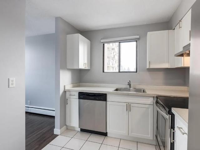 Apartment for rent in Palliser, Calgary