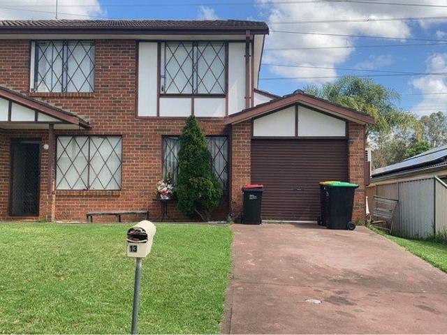 Townhouse for rent in Sydney, New South Wales