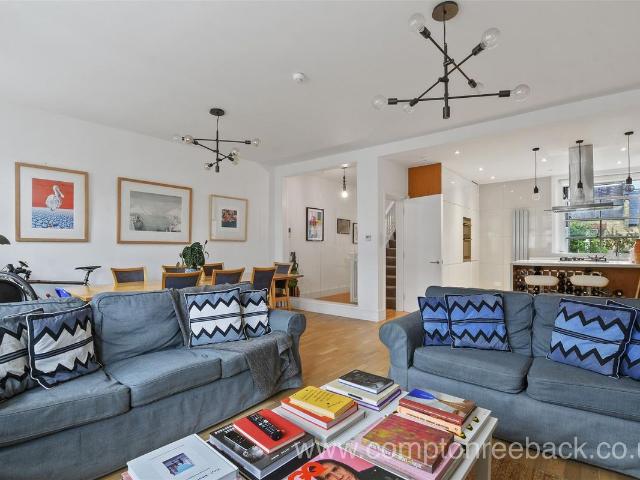 Apartment for rent in London Borough of Camden, Greater London