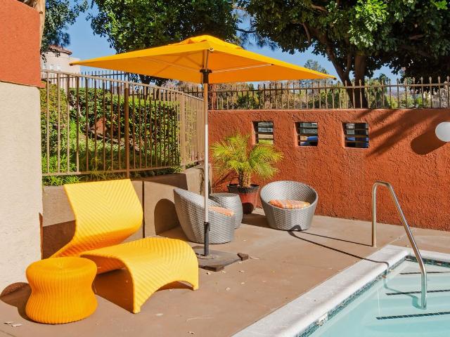 Apartment for rent in Pacoima Neighborhood Council, Canoga Park