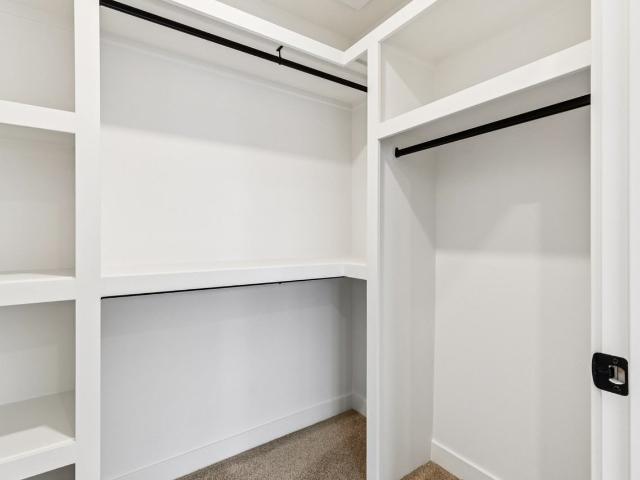 Apartment for rent in Wedgewood, Alberta