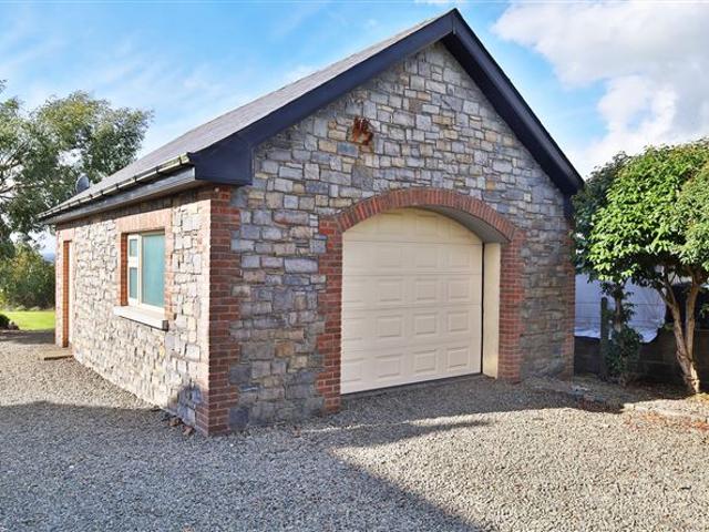 Detached House for sale in Navan, North Tipperary