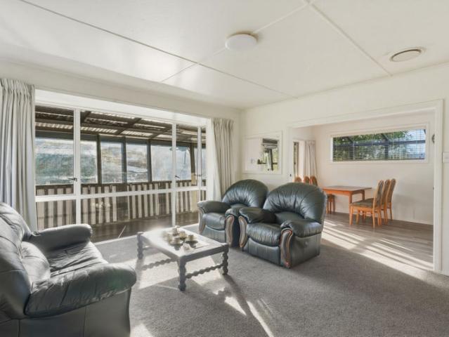 House for rent in Otakou