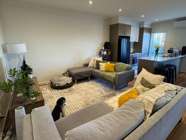 Room for rent in Camerons Creek, Victoria