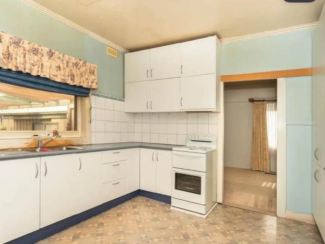 Room for rent in Camerons Creek, Victoria