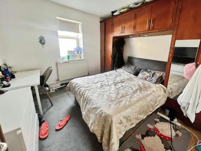 Apartment for rent in Plasnewydd, Falcon Lodge