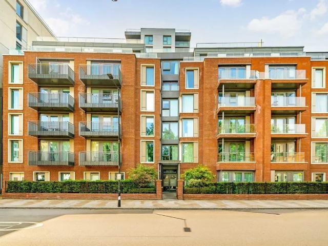 Apartment for rent in Hammersmith, Greater London