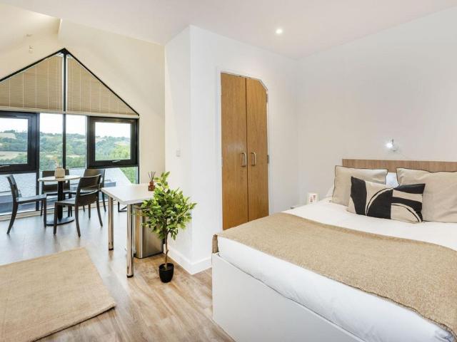Studio for rent in Watergate, Devon