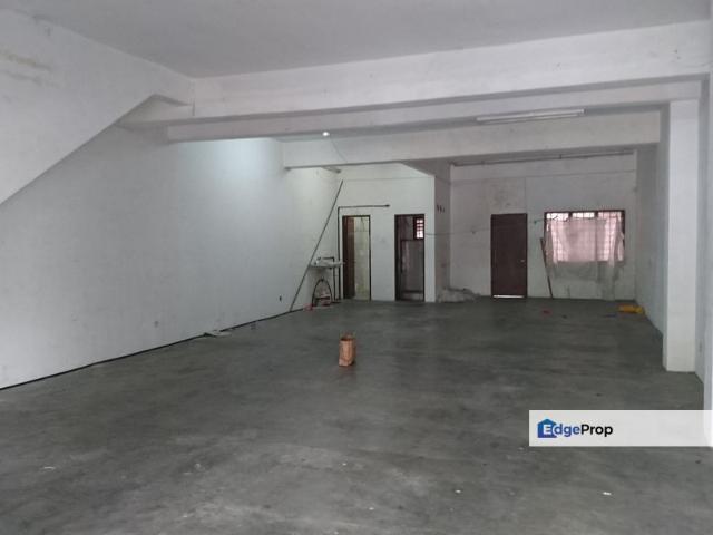 Shop for rent in Langat, Selangor
