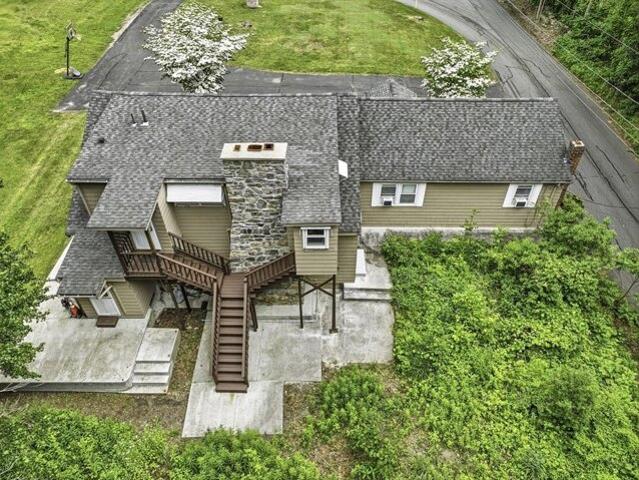 House for sale in Upton, Massachusetts