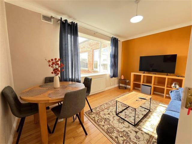 Apartment to rent in Sandymount