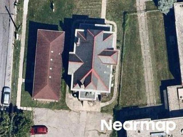 House for sale in Roselawn, Ohio