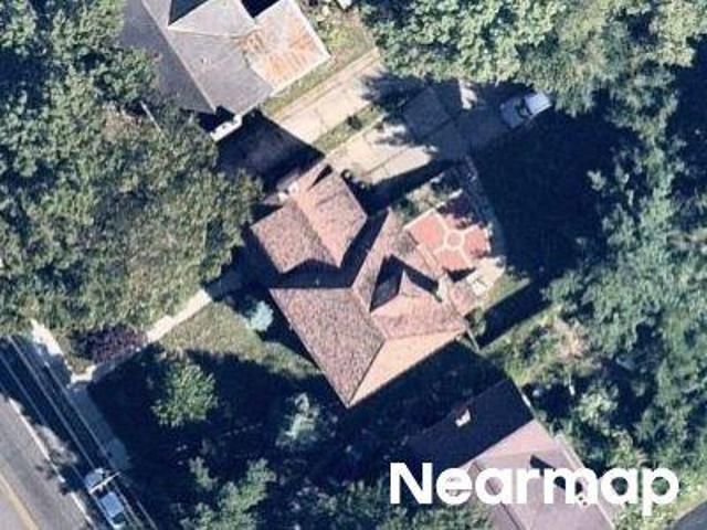 House for sale in Roselawn, Ohio