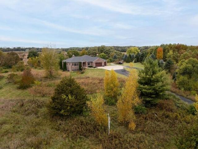 House for sale in Oregon, Wisconsin