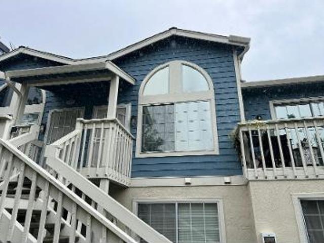 Condo for sale in Hercules